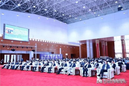鄂爾多斯碳中和研究院揭牌成立，科技中介服務助力綠色轉型